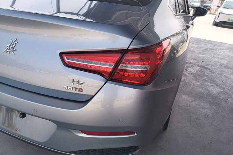 Used Hongqi H5 2018 30TD Smart Connect Dynamic Edition Exterior 3