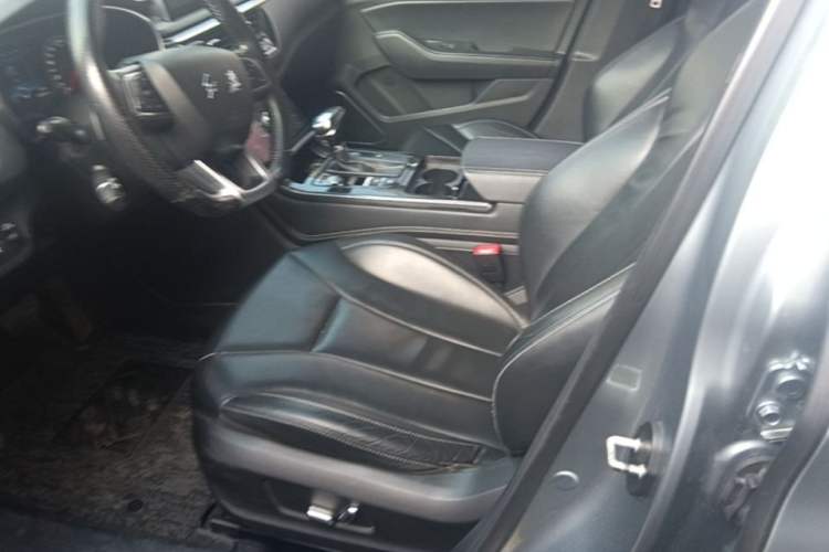Used Hongqi H5 2018 30TD Smart Connect Dynamic Edition Left Front Seat