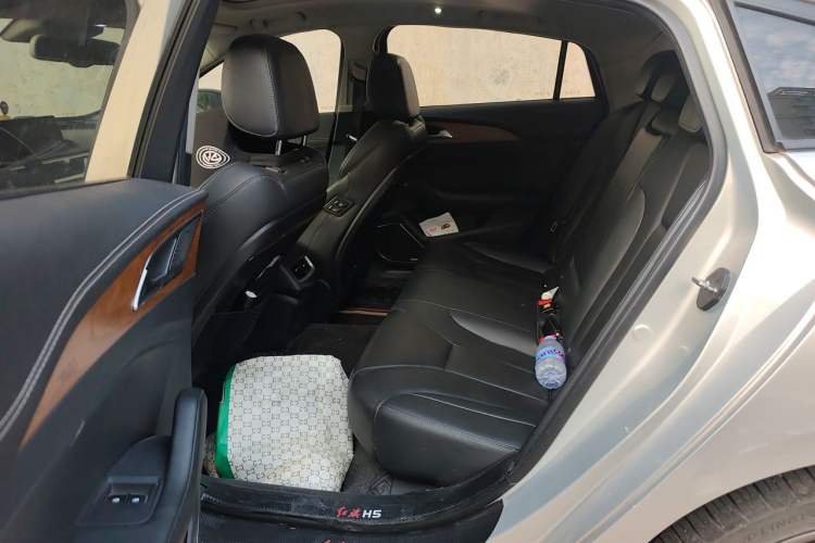Used Hongqi H5 2018 30TD Smart Connect Enjoy Edition Left Rear Seat