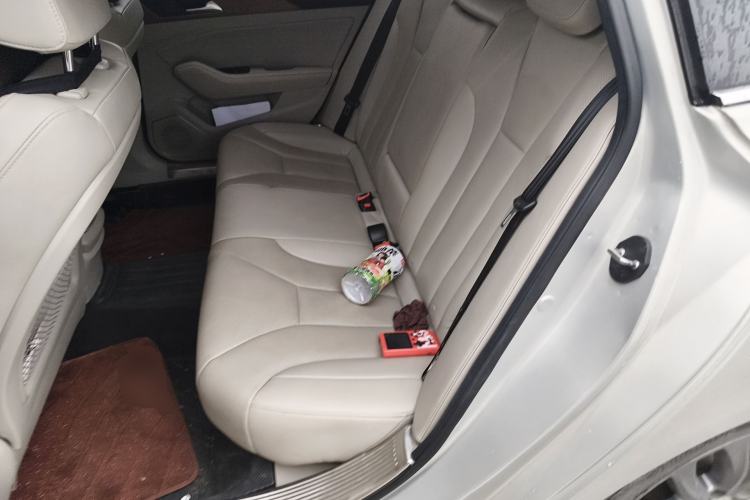 Used Hongqi H5 2018 30TD Smart Connect Dynamic Edition Left Rear Seat