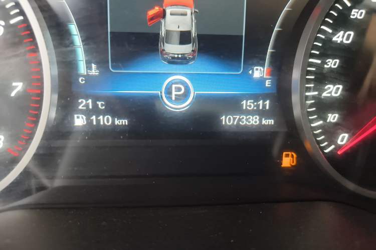 Used Hongqi H5 2018 30TD Smart Connect Dynamic Edition Odometer Close Up