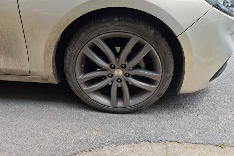 Used Hongqi H5 2018 30TD Smart Connect Enjoy Edition Right Front Wheel Hub