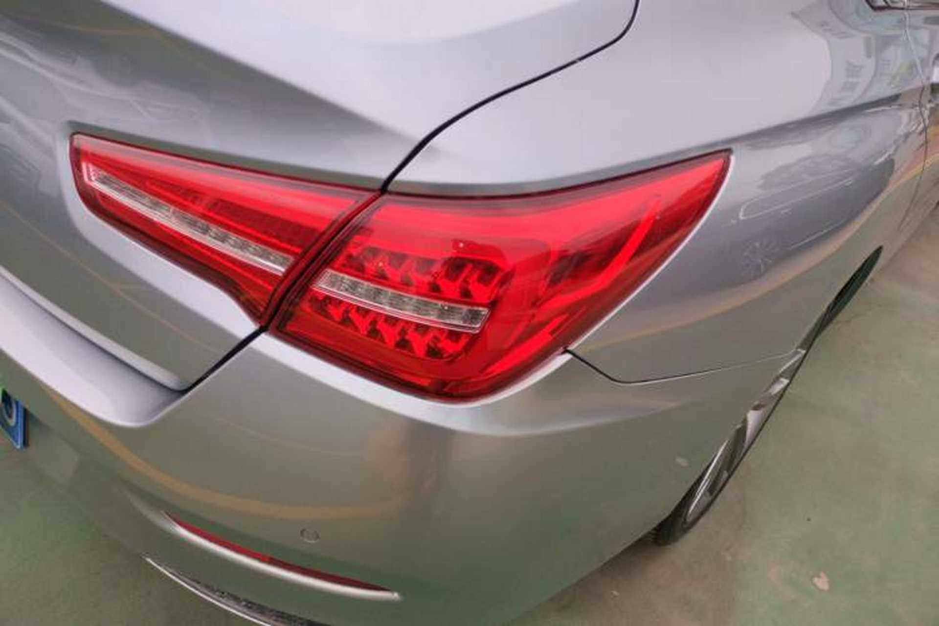 Used Hongqi H5 2018 30TD Smart Connect Dynamic Edition Right Rear Taillight