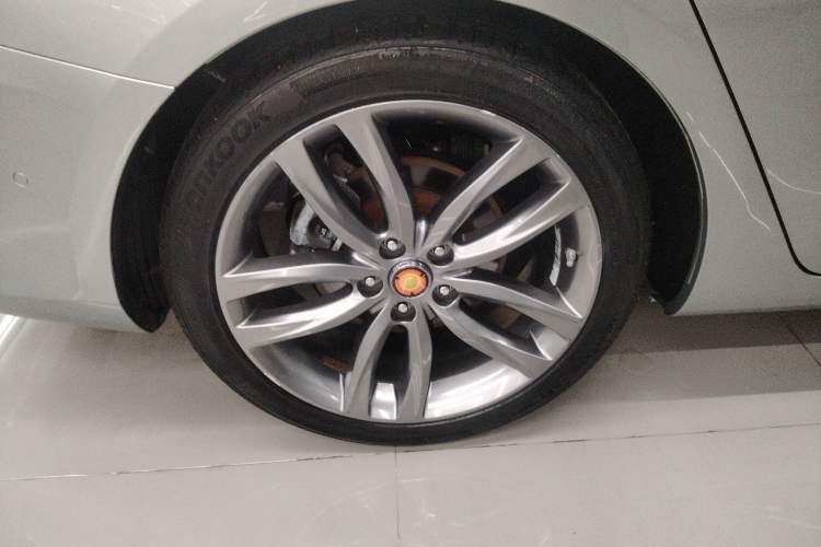 Used Hongqi H5 2018 30TD Smart Connect Dynamic Edition Right Rear Wheel Hub