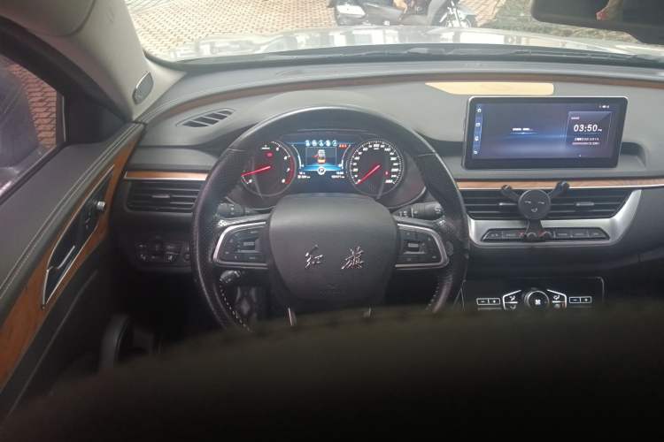 Used Hongqi H5 2018 30TD Smart Connect Dynamic Edition Steering Wheel