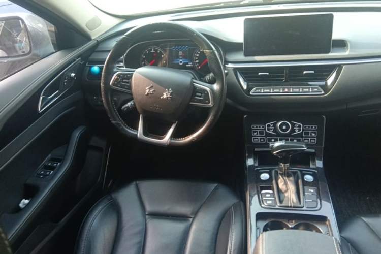 Used Hongqi H5 2018 30TD Smart Connect Dynamic Edition Steering Wheel