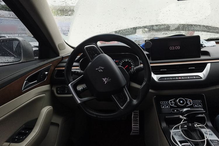 Used Hongqi H5 2018 30TD Smart Connect Dynamic Edition Steering Wheel