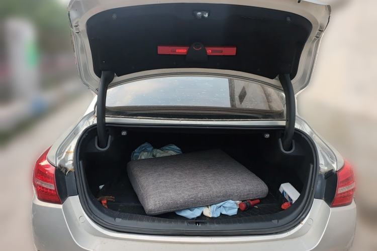 Used Hongqi H5 2018 30TD Smart Connect Enjoy Edition Trunk