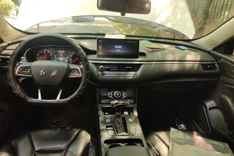 Used Hongqi H5 2018 30TD Dynamic Edition Center Console