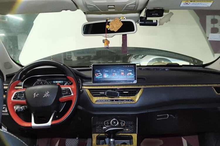 Used Hongqi H5 2018 30TD Smart Connect Dynamic Edition Center Console