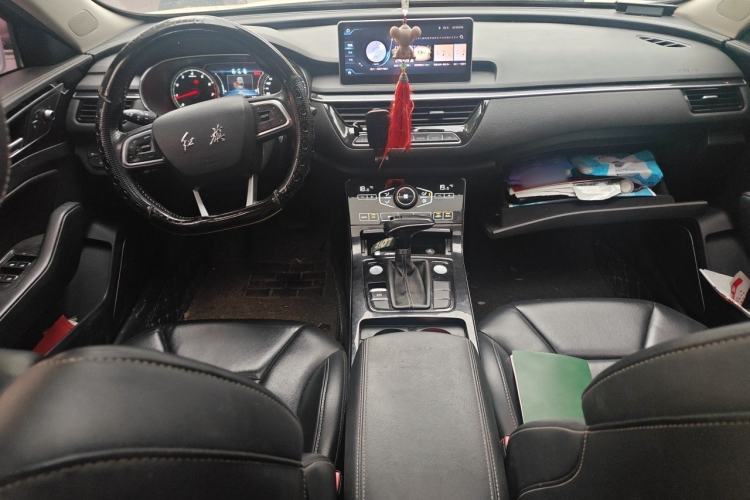 Used Hongqi H5 2018 30TD Smart Connect Dynamic Edition Center Console