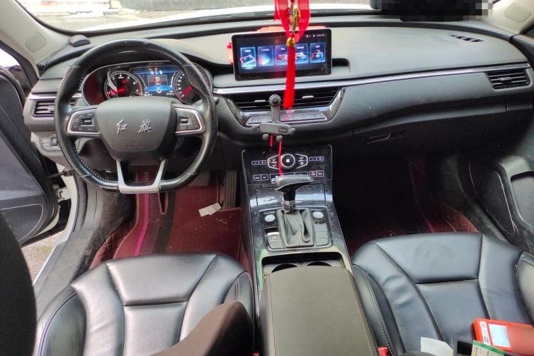 Used Hongqi H5 2018 30TD Dynamic Edition Center Console