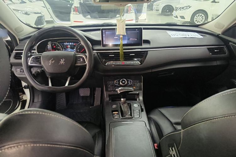 Used Hongqi H5 2018 30TD Smart Connect Dynamic Edition Center Console