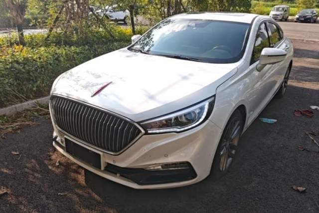 Ojetý Hongqi H5 2018 30TD Smart Connect Enjoy Edition