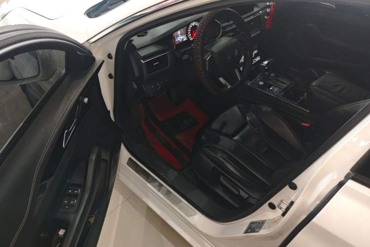 Used Hongqi H5 2018 30TD Dynamic Edition Driver Seat