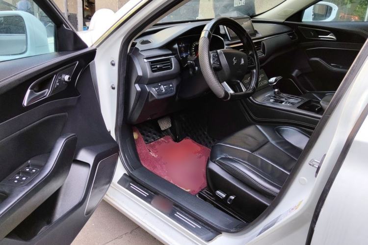 Used Hongqi H5 2018 30TD Dynamic Edition Driver Seat