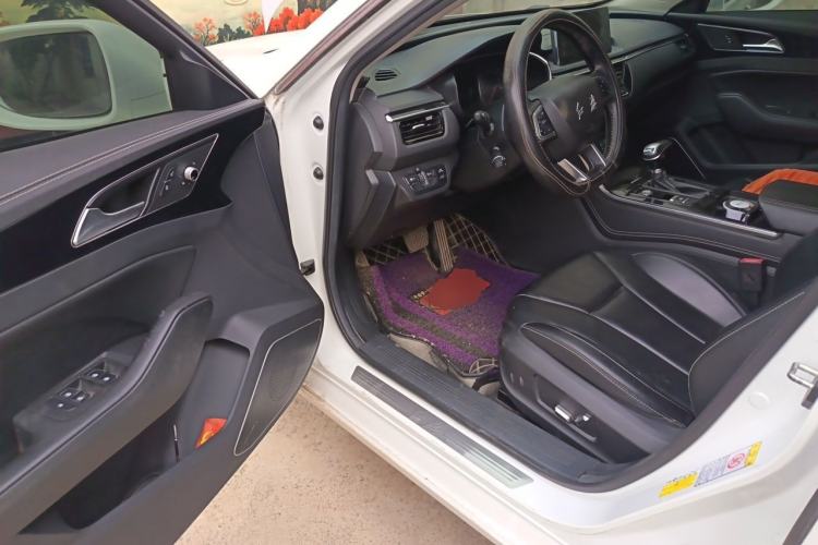 Used Hongqi H5 2018 30TD Smart Connect Dynamic Edition Driver Seat
