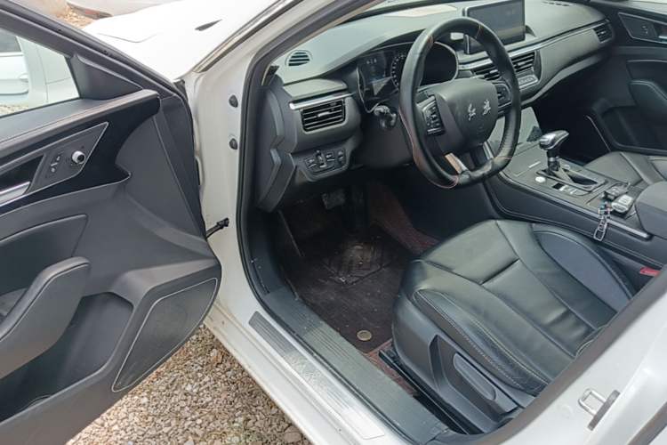Used Hongqi H5 2018 30TD Dynamic Edition Driver Seat