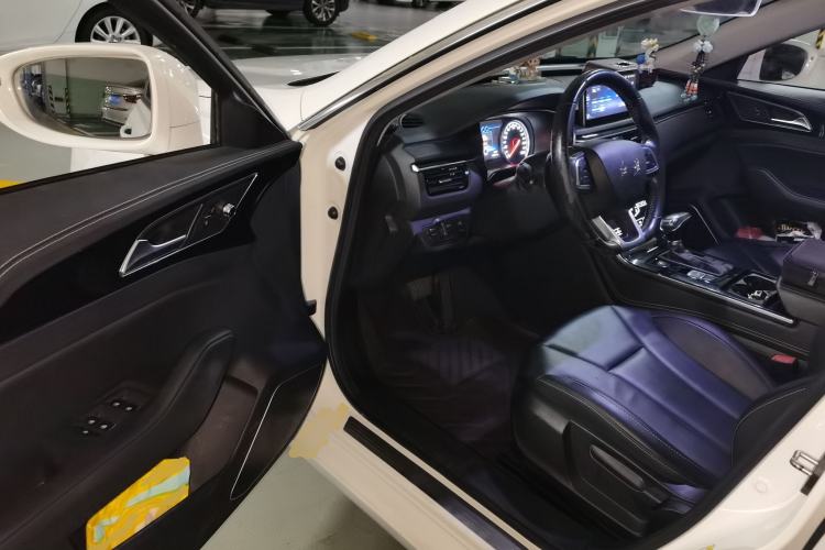 Used Hongqi H5 2018 30TD Dynamic Edition Driver Seat