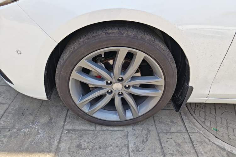 Used Hongqi H5 2018 30TD Smart Connect Dynamic Edition Exterior 4