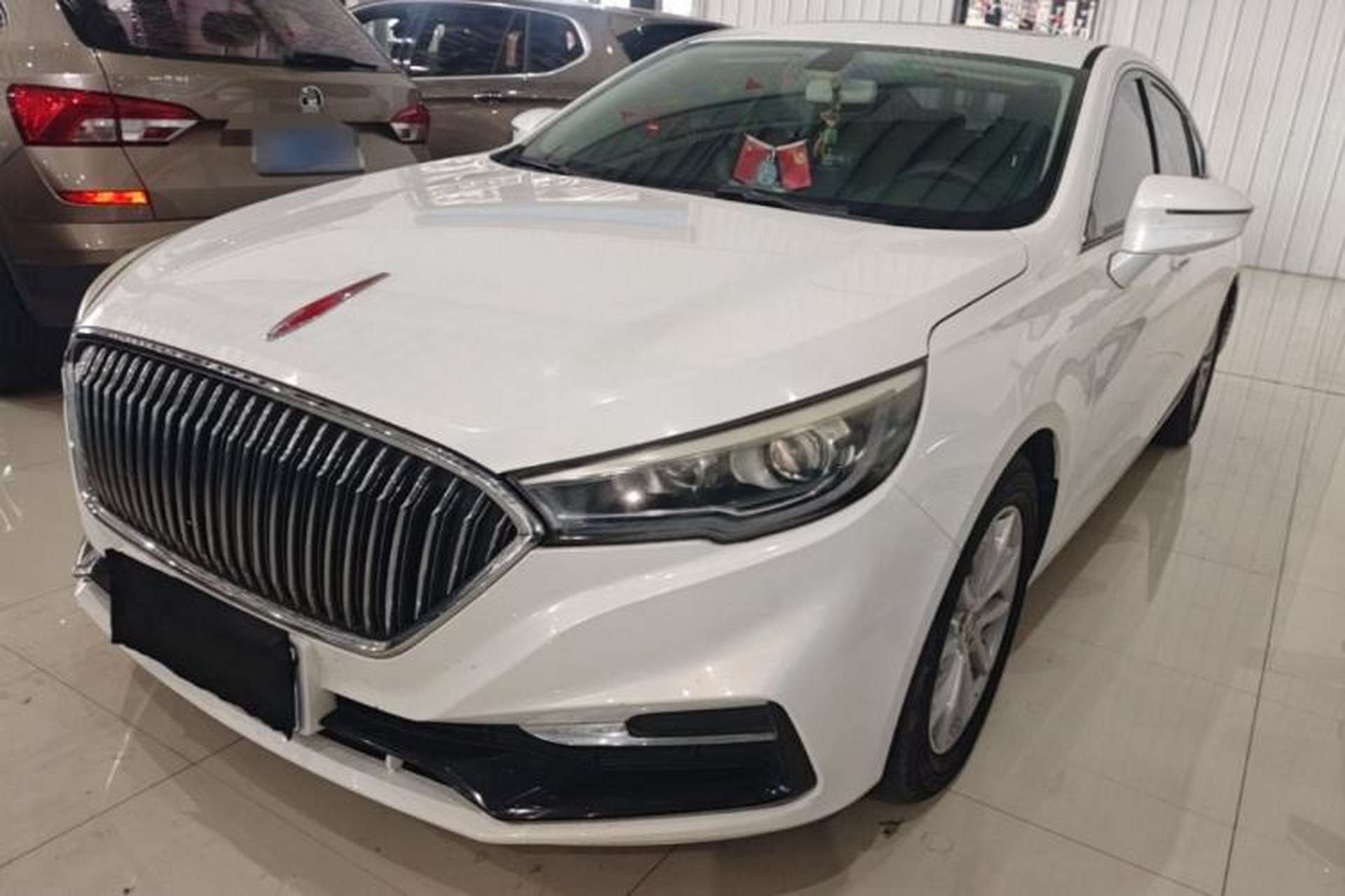 Used Hongqi H5 2018 30TD Dynamic Edition Front Left 45 Deg