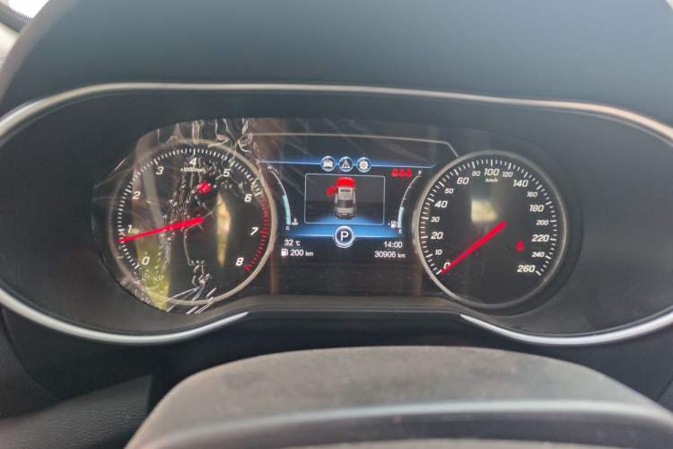 Used Hongqi H5 2018 30TD Smart Connect Dynamic Edition Instrument Cluster