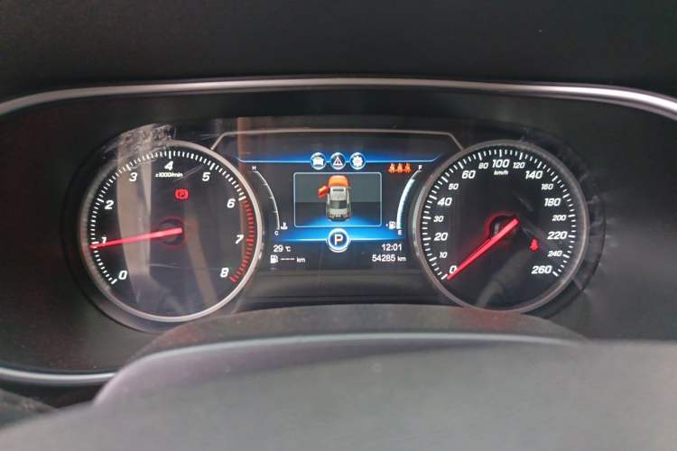 Used Hongqi H5 2018 30TD Smart Connect Dynamic Edition Instrument Cluster