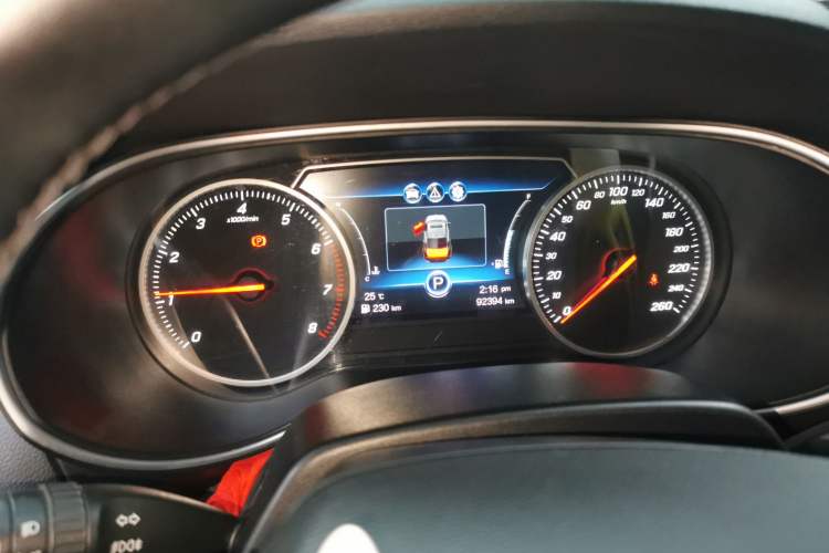 Used Hongqi H5 2018 30TD Dynamic Edition Instrument Cluster