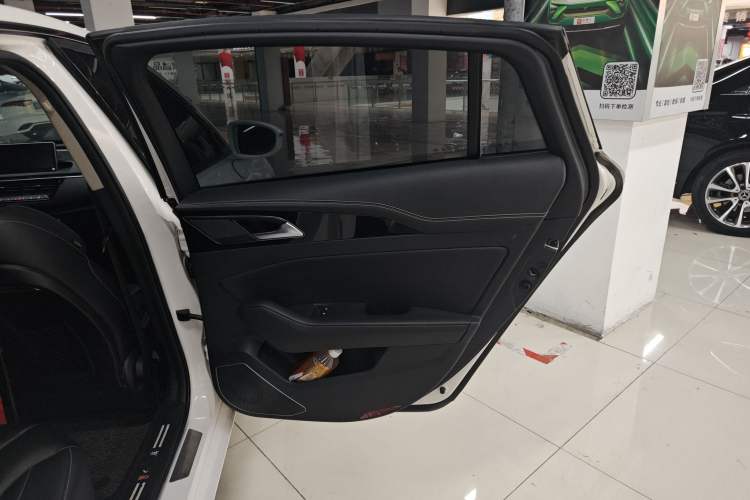 Used Hongqi H5 2018 30TD Dynamic Edition Interior 3