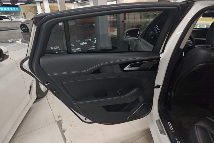 Used Hongqi H5 2018 30TD Dynamic Edition Interior 5