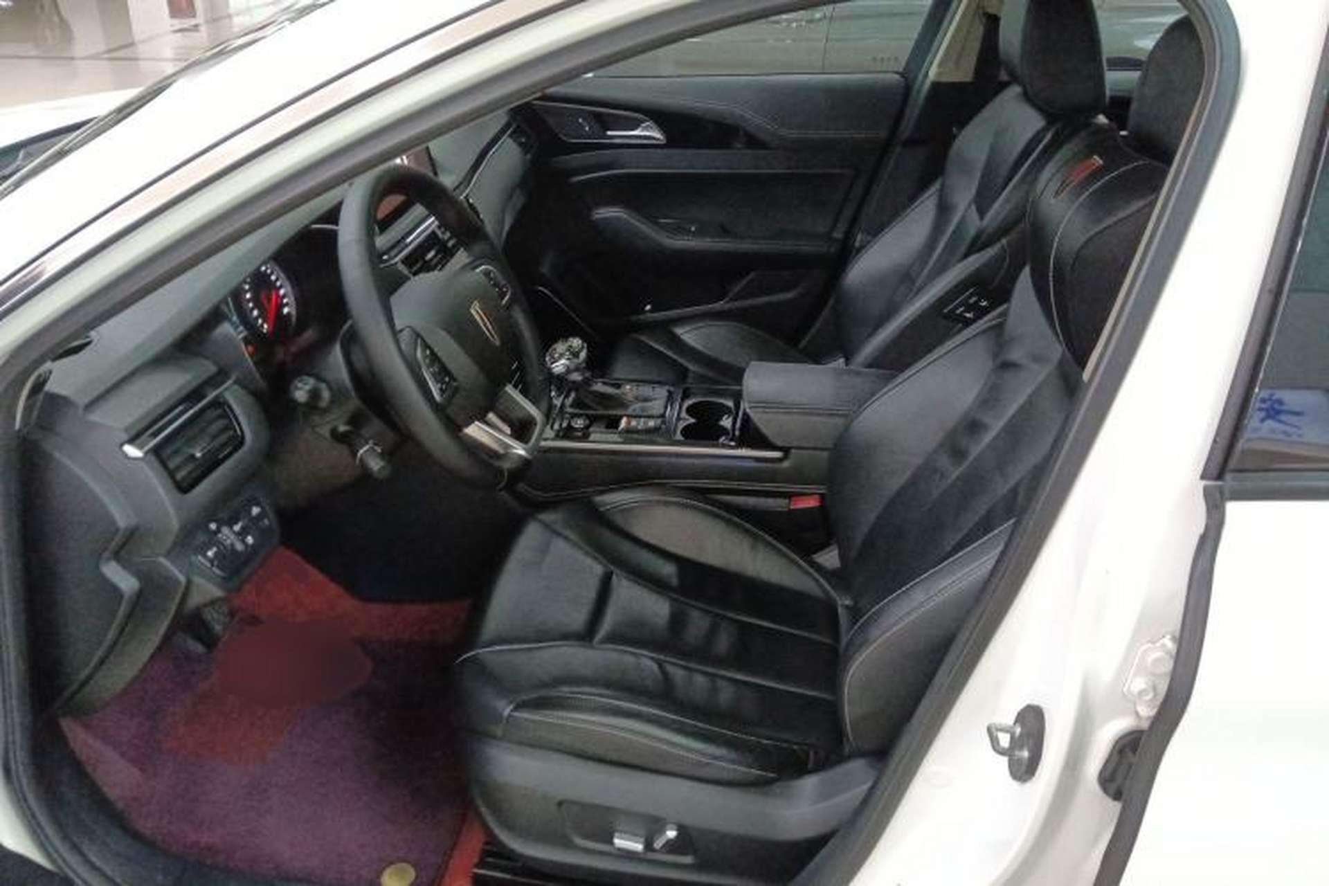 Used Hongqi H5 2018 30TD Smart Connect Dynamic Edition Left Front Seat