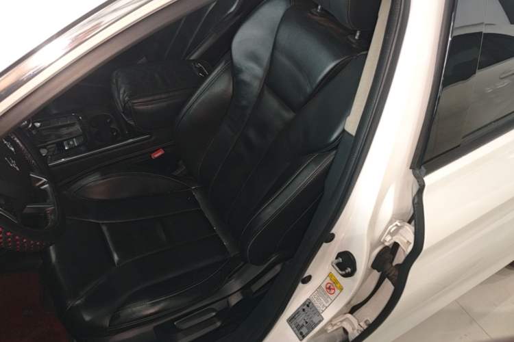 Used Hongqi H5 2018 30TD Dynamic Edition Left Front Seat