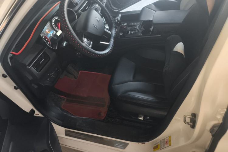 Used Hongqi H5 2018 30TD Smart Connect Dynamic Edition Left Front Seat