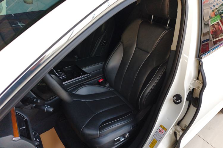 Used Hongqi H5 2018 30TD Smart Connect Dynamic Edition Left Front Seat