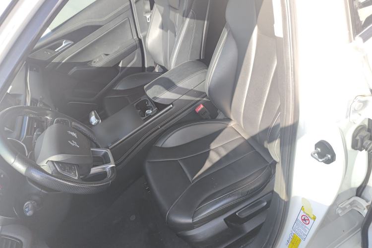 Used Hongqi H5 2018 30TD Dynamic Edition Left Front Seat
