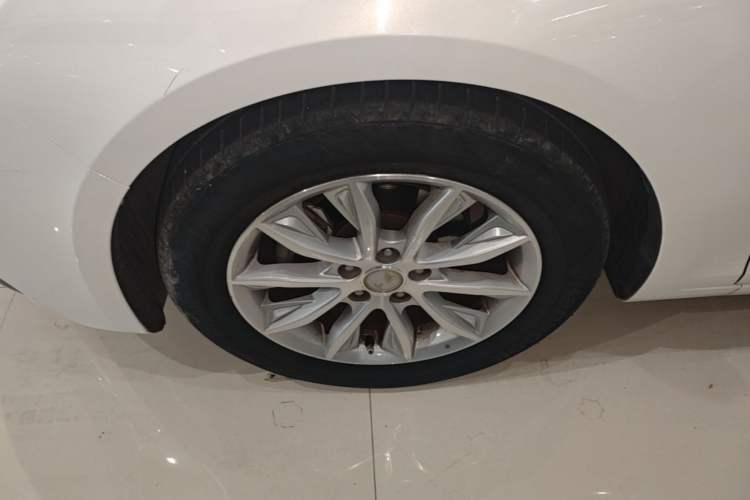 Used Hongqi H5 2018 30TD Dynamic Edition Left Front Wheel Hub