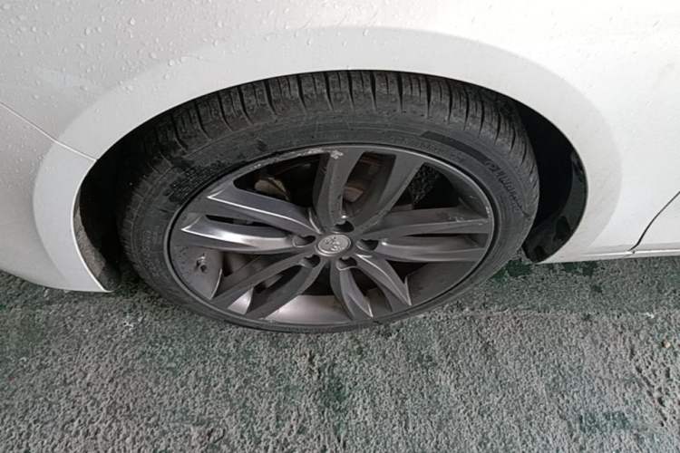 Used Hongqi H5 2018 30TD Smart Connect Dynamic Edition Left Front Wheel Hub