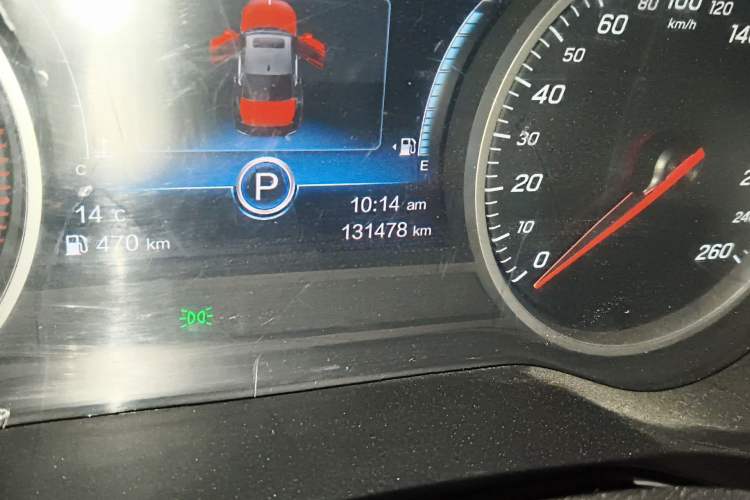 Used Hongqi H5 2018 30TD Smart Connect Dynamic Edition Odometer Close Up