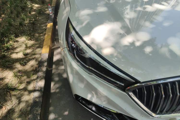 Used Hongqi H5 2018 30TD Dynamic Edition Right Front Headlight