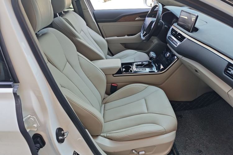 Used Hongqi H5 2018 30TD Smart Connect Dynamic Edition Right Front Seat
