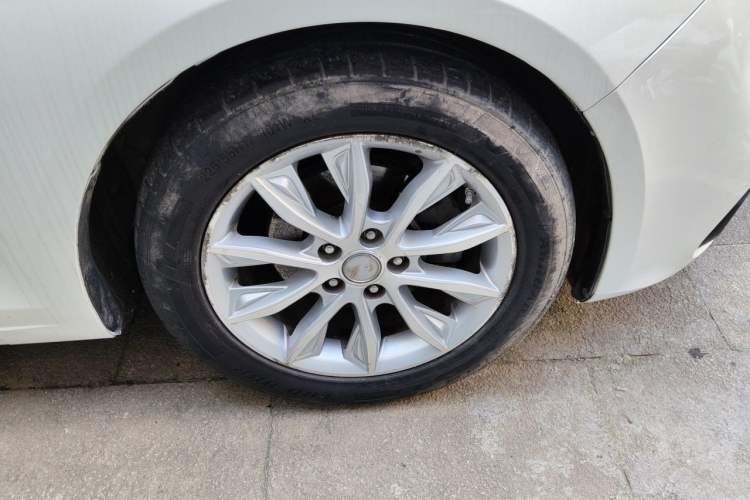 Used Hongqi H5 2018 30TD Dynamic Edition Right Front Wheel Hub