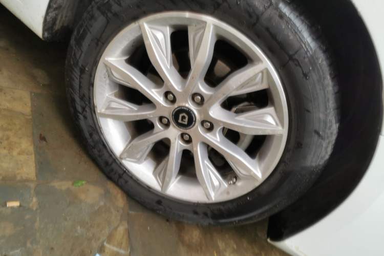 Used Hongqi H5 2018 30TD Dynamic Edition Right Front Wheel Hub
