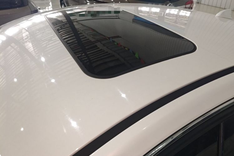 Used Hongqi H5 2018 30TD Dynamic Edition Roof