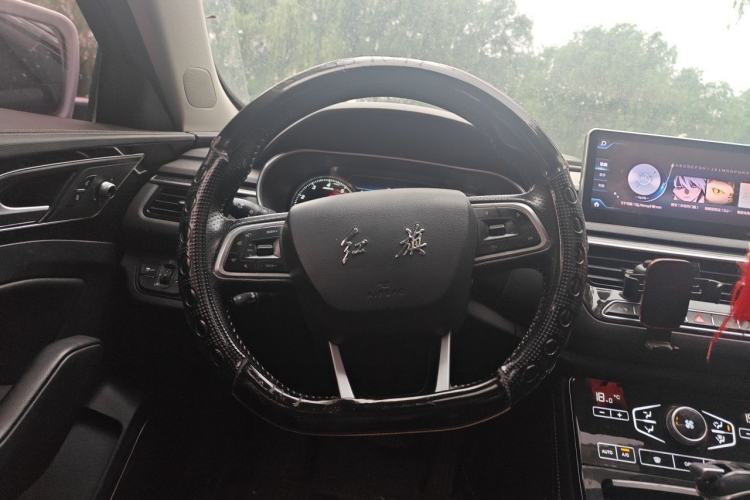 Used Hongqi H5 2018 30TD Smart Connect Dynamic Edition Steering Wheel