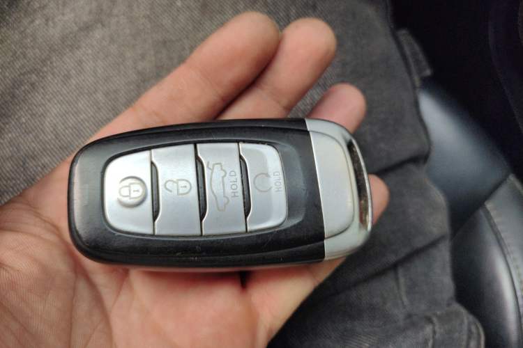 Used Hongqi H5 2018 30TD Dynamic Edition Vehicle Key