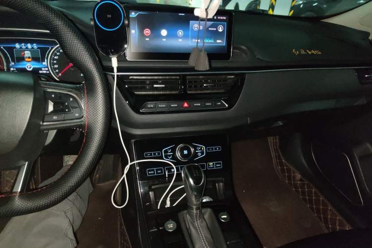 Used Hongqi H5 2019 30TD Dynamic Edition Audio And AC Panel