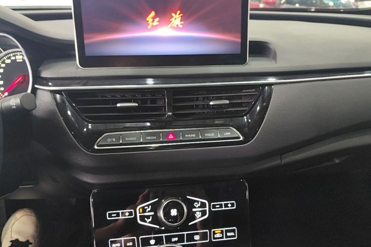Used Hongqi H5 2019 30TD Dynamic Edition Audio And AC Panel