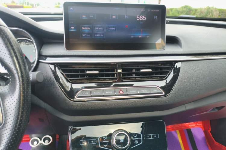 Used Hongqi H5 2019 30TD Dynamic Edition Audio And AC Panel