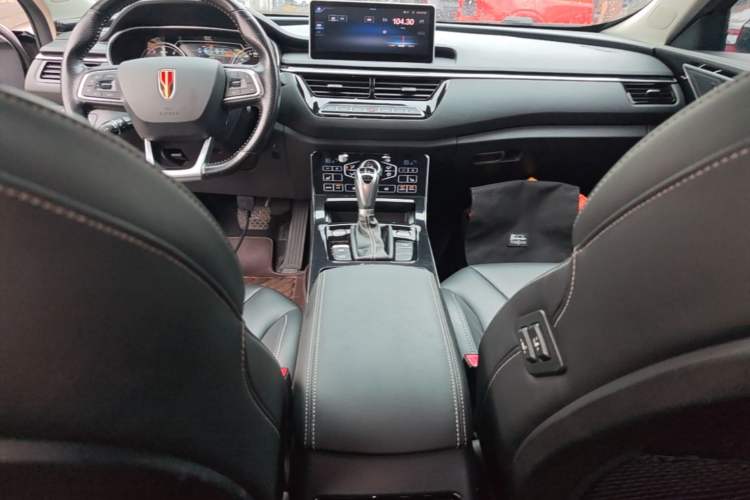 Used Hongqi H5 2019 30TD Smart Connect Dynamic Edition Audio And AC Panel
