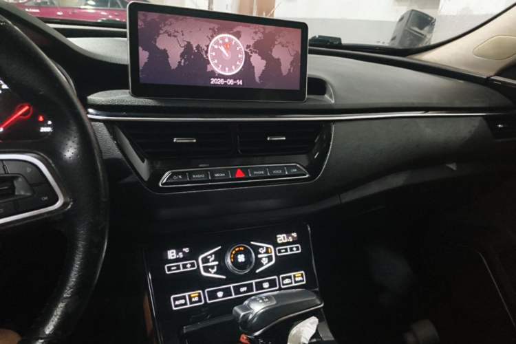 Used Hongqi H5 2019 30TD Smart Connect Dynamic Edition Audio And AC Panel